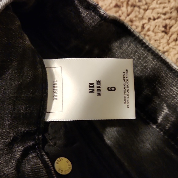 Express Women's Shorts - Picture 3 of 4